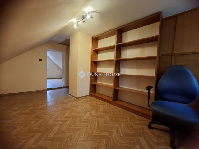 Eladó családi ház, Szegeden 54 M Ft, 4 szobás