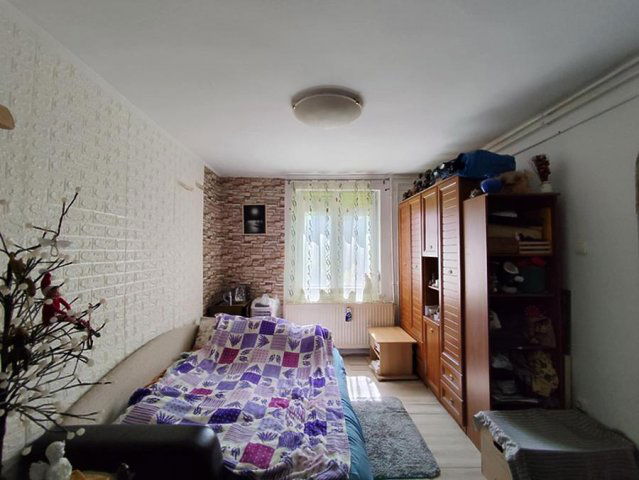 Eladó családi ház, Budapesten, III. kerületben 69.9 M Ft