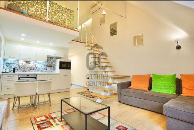 Eladó téglalakás, Budapesten, V. kerületben 129.9 M Ft, 3 szobás