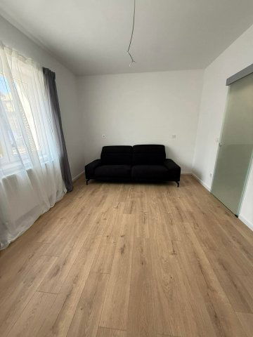 Eladó családi ház, Pécsett, Hársfa úton 89.9 M Ft, 4 szobás