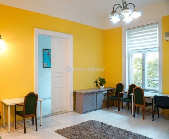 Eladó téglalakás, Budapesten, VII. kerületben 120 M Ft, 5 szobás