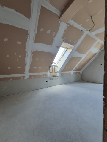 Eladó családi ház, Győrött 109.9 M Ft, 5 szobás