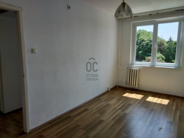 Eladó panellakás, Érden 89 M Ft, 2 szobás / költözzbe.hu