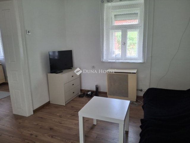 Kiadó családi ház, albérlet, Hatvanban 160 E Ft / hó, 2 szobás