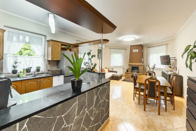 Eladó családi ház, Dunaharasztin 134 M Ft, 4 szobás