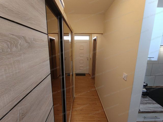 Eladó téglalakás, Mosonmagyaróváron 58.9 M Ft