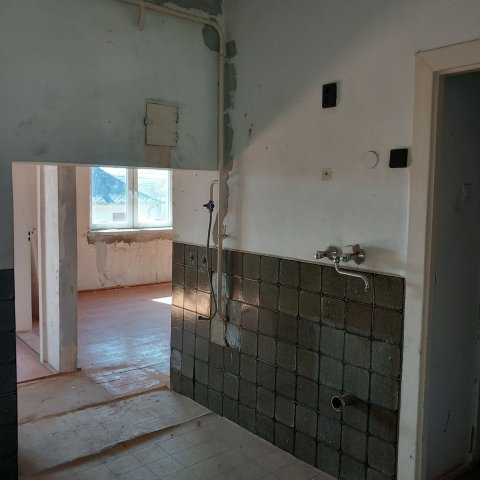 Eladó családi ház, Ecsegen 16 M Ft, 2 szobás