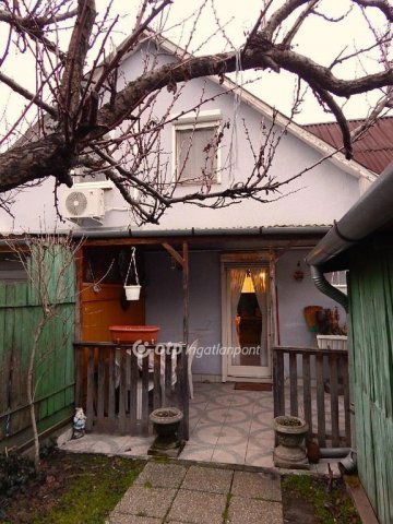 Eladó sorház, Szigethalmon 58.9 M Ft, 1+3 szobás