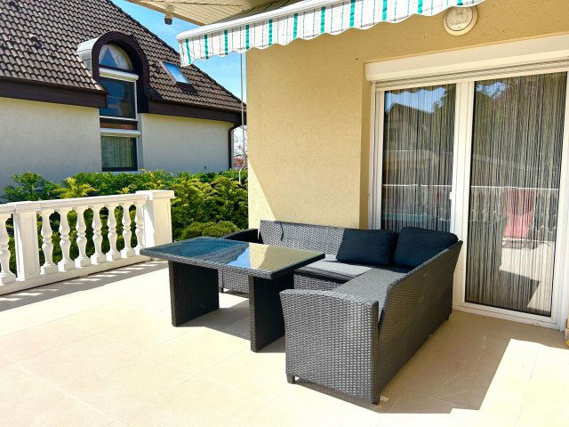 Eladó családi ház, Fóton 345 M Ft, 5+1 szobás