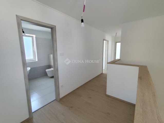 Eladó családi ház, Budapesten, XVIII. kerületben 159.99 M Ft