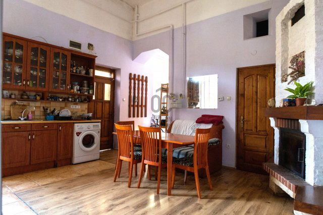 Eladó téglalakás, Debrecenben 69.9 M Ft, 4 szobás