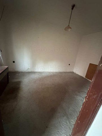 Eladó családi ház, Siófokon 39 M Ft, 2 szobás