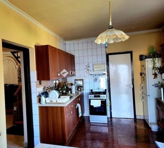 Eladó családi ház, Balástyán 84.5 M Ft, 6 szobás