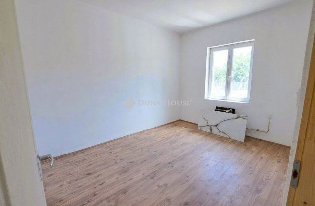 Eladó családi ház, Zsámbokon 49.9 M Ft, 3+1 szobás