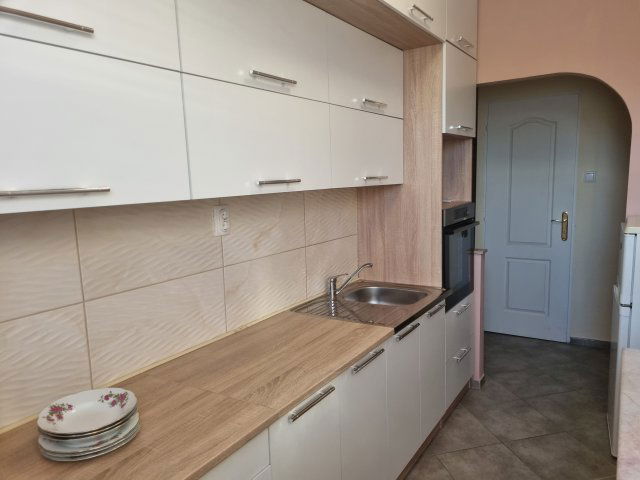 Eladó téglalakás, Tatabányán, Köztársaság útján 34.9 M Ft