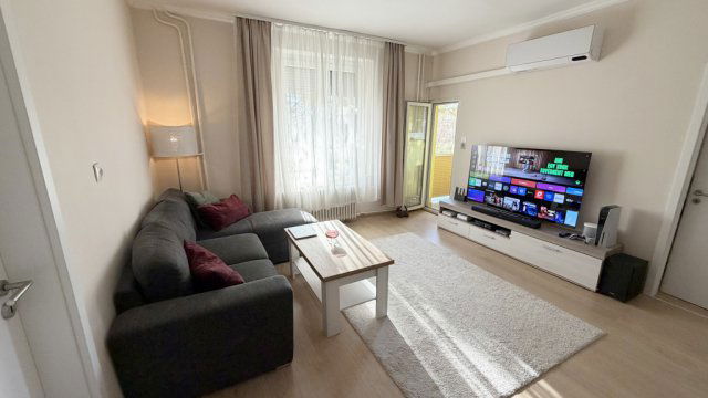 Eladó téglalakás, Budapesten, XIV. kerületben, Kerepesi úton