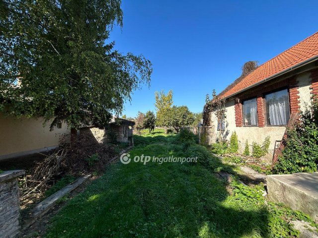 Eladó családi ház, Dunaszegen 47.58 M Ft, 3 szobás