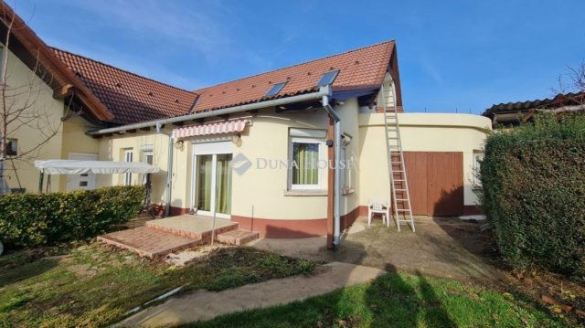 Eladó családi ház, Kozármislenyen 185 M Ft, 4 szobás