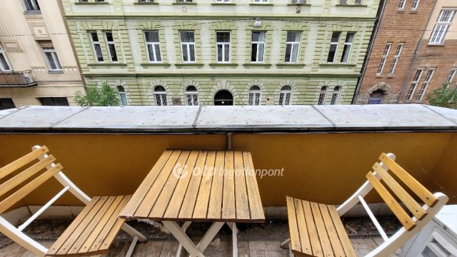 Eladó téglalakás, Budapesten, VII. kerületben 89.9 M Ft