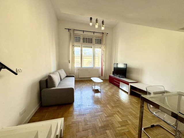 Eladó téglalakás, Budapesten, VII. kerületben, Dohány utcában