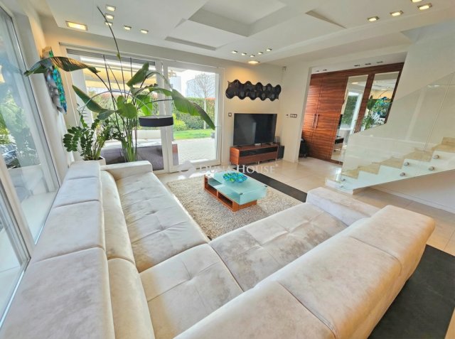 Eladó téglalakás, Budapesten, XI. kerületben 309.99 M Ft