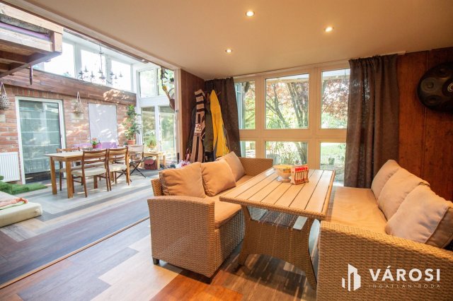 Eladó családi ház, Győrött 89.9 M Ft, 3 szobás