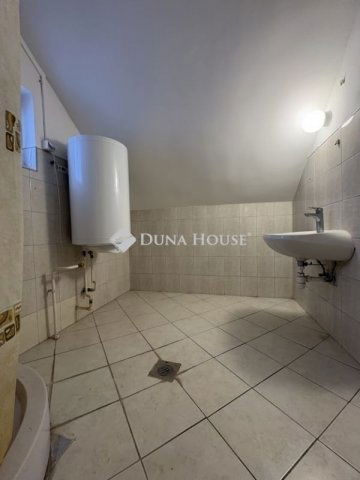 Eladó családi ház, Gyálon 135 M Ft, 5 szobás