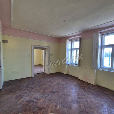 Eladó családi ház, Tiszalúcon, Alkotmány utcában 7.9 M Ft