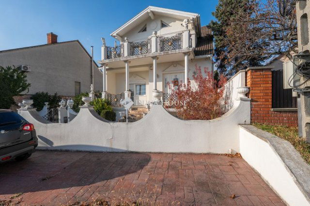 Eladó családi ház, Vértesszőlősön, Kánya utcában 129.9 M Ft