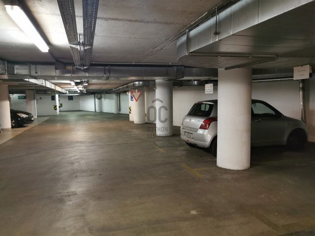 Eladó garázs, Budapesten, IX. kerületben 8.9 M Ft