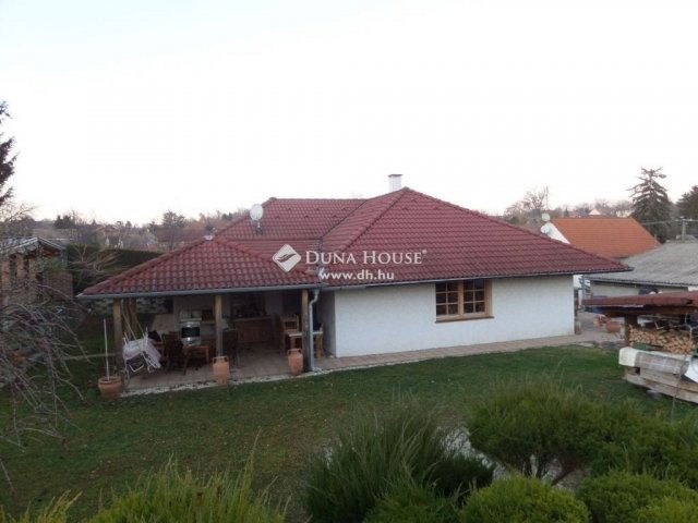 Eladó családi ház, Nagykozáron 105 M Ft, 3 szobás