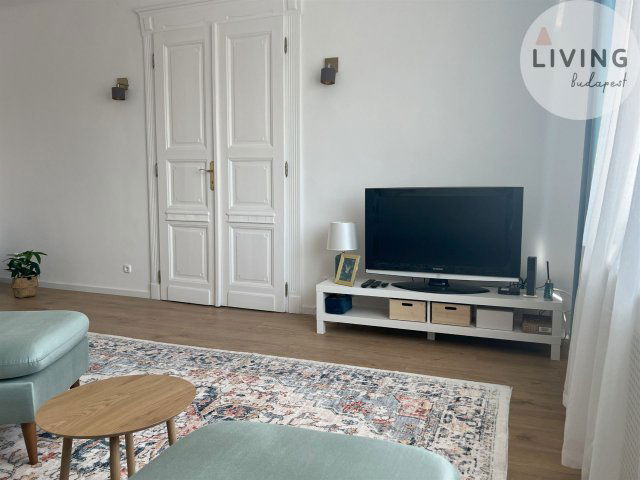 Kiadó téglalakás, albérlet, V. kerületben, Veres Pálné utcában