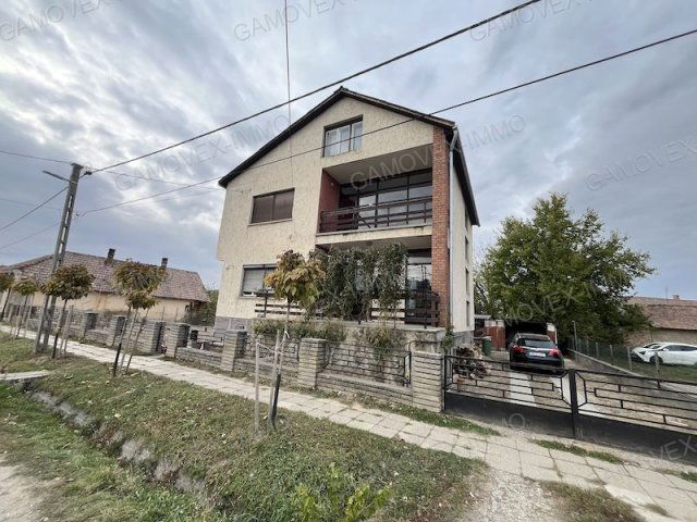 Eladó családi ház, Döbröközön 28.99 M Ft, 4 szobás