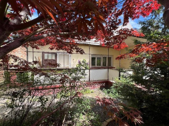 Eladó családi ház, Budapesten, XV. kerületben 79.9 M Ft