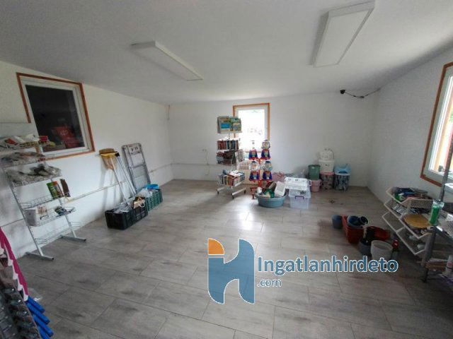 Eladó családi ház, Karácsondon 20.9 M Ft, 3 szobás
