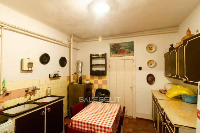 Eladó családi ház, Debrecenben 65 M Ft, 3 szobás