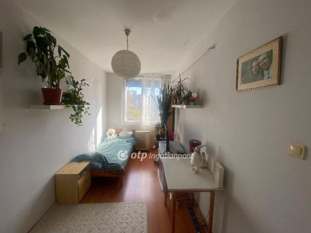 Eladó téglalakás, Budapesten, XIV. kerületben 63.9 M Ft