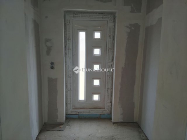 Eladó családi ház, Pilisvörösváron 115 M Ft, 5 szobás