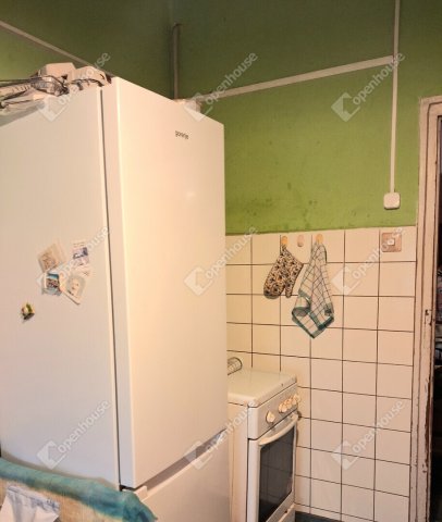 Eladó téglalakás, Komáromban 35.5 M Ft, 2 szobás