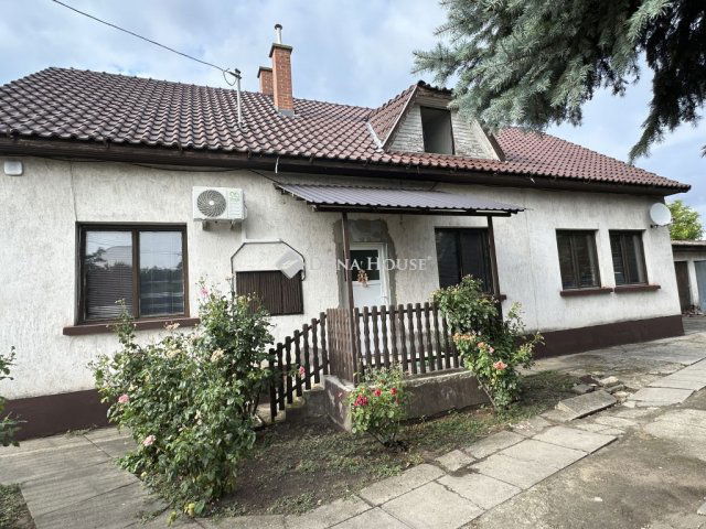 Eladó családi ház, Nagykőrösön 55 M Ft, 6 szobás