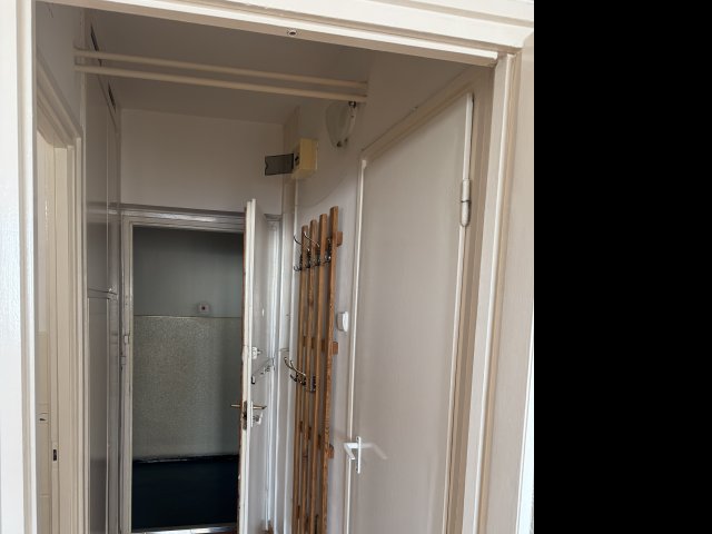 Eladó panellakás, Debrecenben 42 M Ft, 1+1 szobás