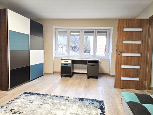 Eladó családi ház, Hosszúhetényen 99 M Ft, 4 szobás