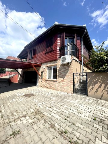 Eladó családi ház, Szigetszentmiklóson 119 M Ft, 4 szobás