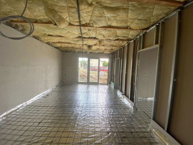Eladó családi ház, Siófokon 89.9 M Ft, 4 szobás