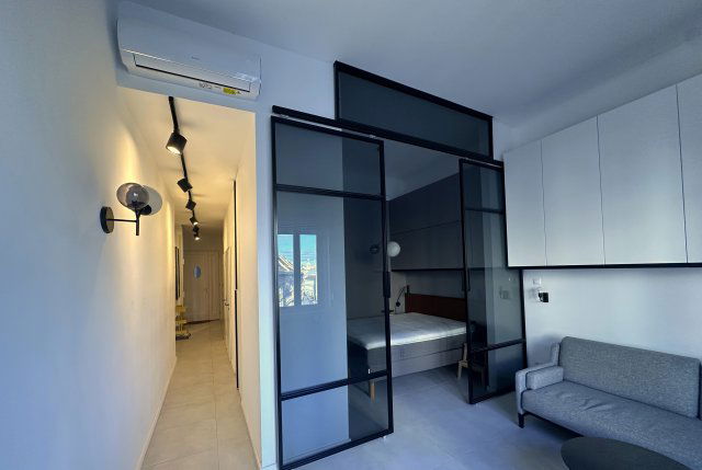 Eladó téglalakás, Budapesten, V. kerületben 128 M Ft, 1 szobás