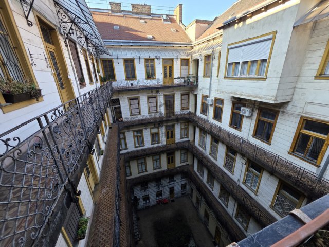 Eladó téglalakás, Budapesten, IX. kerületben 164.9 M Ft