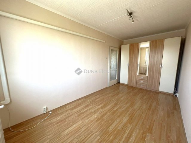 Eladó panellakás, Kecskeméten 42.6 M Ft, 2 szobás