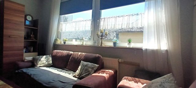 Eladó családi ház, Karádon 43.815 M Ft, 6 szobás