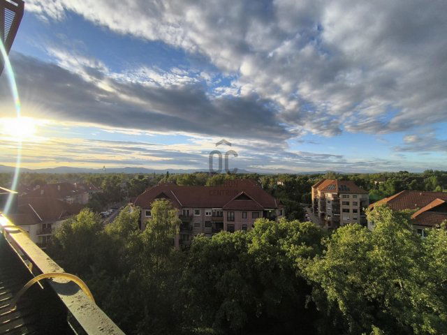 Eladó panellakás, Budapesten, IV. kerületben, Megyeri úton