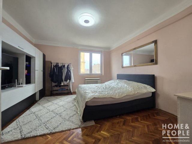 Eladó téglalakás, Hódmezővásárhelyen 59.99 M Ft, 3 szobás